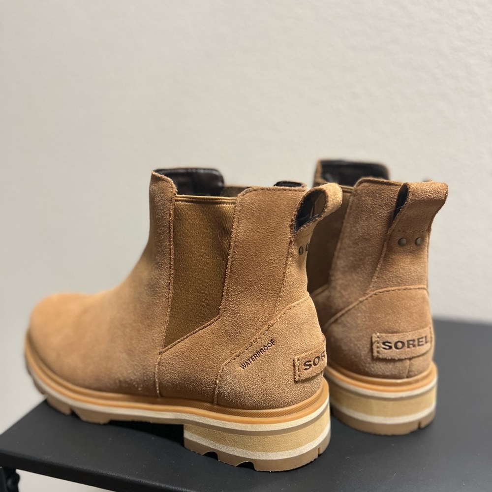 SOREL WATERPROOF CHELSEA BOOTS